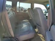 ✅ 1998 Ford Explorer XLT • VIN: 1FMZU32P1WZC29701 • Lot: 92196805. Wystawiony na Copart z przebiegiem 300 503 mil. Bezpłatny archiwum sprzedaży aukcyjnych z USA i szczegółowy raport historii pojazdu na DreamBid. Zdjęcie 10.