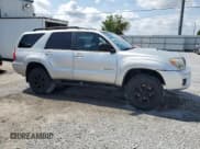✅ 2006 Toyota 4Runner SR5 • VIN: JTEZT14R568008775 • Лот: 54732425. Опубликован ранее на Copart с пробегом 332 430 миль. Бесплатный доступ к архиву аукционных продаж из США и подробный отчёт об истории автомобиля на DreamBid. Изображение 4.