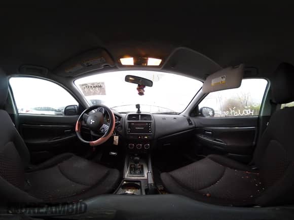 2019 Mitsubishi Outlander ES with VIN JA4AR3AU8KU019804, listed as a IAAI auction lot 40865371 with 92,476 mi miles and . Bid and sale history available at DreamBid. Image 18.