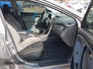 ✅ 2013 Hyundai Elantra GLS • VIN: KMHDH4AE5DU529854 • Лот: 43674266. Опубликован ранее на IAAI с пробегом 170 522 миль. Бесплатный доступ к архиву аукционных продаж из США и подробный отчёт об истории автомобиля на DreamBid. Изображение 5.