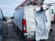 ✅ 2023 Ford Transit Cargo • VIN: 1FTYE1Y84PKA73617 • Lot: 43728848. Wystawiony na IAAI z przebiegiem 32 983 mil. Bezpłatny archiwum sprzedaży aukcyjnych z USA i szczegółowy raport historii pojazdu na DreamBid. Zdjęcie 14.