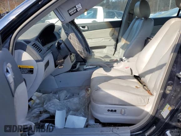 ✅ 2006 Hyundai Sonata GLS • VIN: 5NPEU46F16H040418 • Lot: 92832465. Listed on Copart with 239,426 mi. Free auction sales archive from the USA and detailed vehicle history report at DreamBid. Image 7.