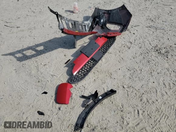 ✅ 2020 Hyundai Santa Fe Limited • VIN: 5NMS53AAXLH289038 • Lot: 45461484. Wystawiony na Copart z przebiegiem Nie podano. Bezpłatny archiwum sprzedaży aukcyjnych z USA i szczegółowy raport historii pojazdu na DreamBid. Zdjęcie 15.