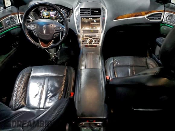 ✅ 2017 Lincoln MKZ Select • VIN: 3LN6L5C9XHR640958 • Лот: 93724655. Опубликован ранее на Copart с пробегом 157 606 миль. Бесплатный доступ к архиву аукционных продаж из США и подробный отчёт об истории автомобиля на DreamBid. Изображение 8.