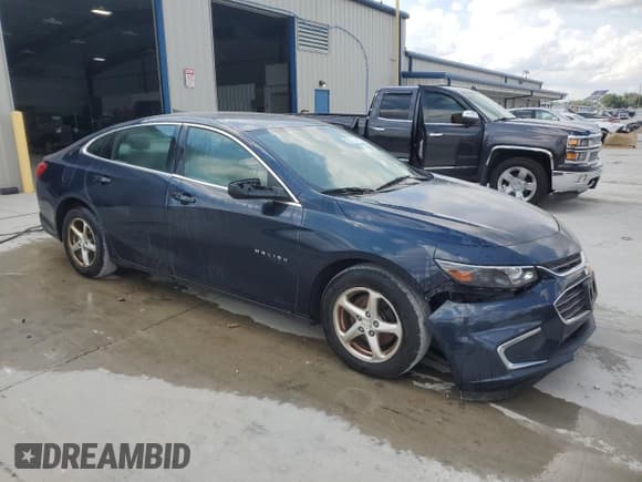 ✅ 2017 Chevrolet Malibu LS • VIN: 1G1ZB5ST5HF116589 • Lot: 63395995. Listed on Copart with 105,382 mi. Free auction sales archive from the USA and detailed vehicle history report at DreamBid. Image 4.