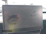 ✅ 2023 Tesla Model Y Long Range • VIN: 7SAYGAEE9PF702910 • Lot: 42199519. Wystawiony na IAAI z przebiegiem 91 094 mil. Bezpłatny archiwum sprzedaży aukcyjnych z USA i szczegółowy raport historii pojazdu na DreamBid. Zdjęcie 18.