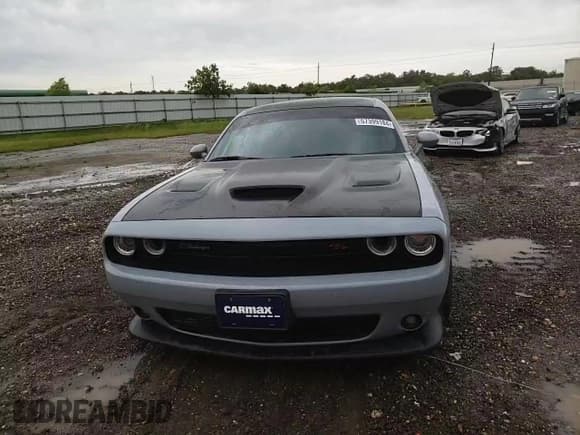 ✅ 2020 Dodge Challenger R/T Scat Pack • VIN: 2C3CDZFJ3LH226947 • Lot: 57399184. Wystawiony na Copart z przebiegiem 29 350 mil. Bezpłatny archiwum sprzedaży aukcyjnych z USA i szczegółowy raport historii pojazdu na DreamBid. Zdjęcie 11.