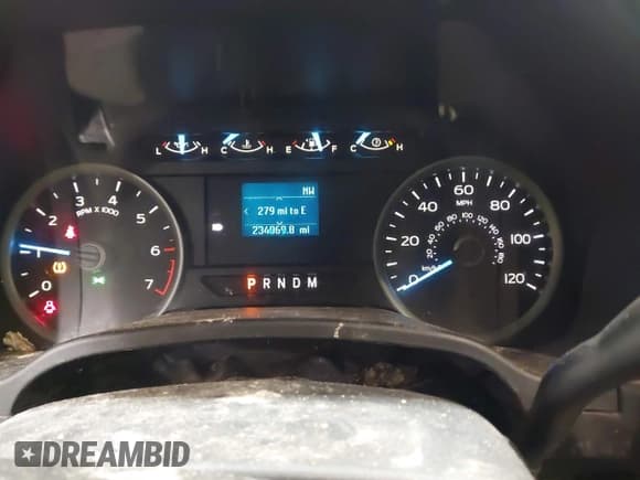 ✅ 2019 Ford F-150 XL • VIN: 1FTFX1E55KKC06597 • Lot: 43227795. Listed on IAAI with 234,069 mi. Free auction sales archive from the USA and detailed vehicle history report at DreamBid. Image 7.