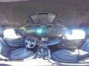 ✅ 2016 Mazda MX-5 Miata Grand Touring • VIN: JM1NDAD72G0115751 • Lot: 64492763. Wystawiony na Copart z przebiegiem 19 934 mil. Bezpłatny archiwum sprzedaży aukcyjnych z USA i szczegółowy raport historii pojazdu na DreamBid. Zdjęcie 13.