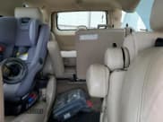 ✅ 2013 Chevrolet Suburban LT • VIN: 1GNSCJE09DR255852 • Lot: 70043984. Wystawiony na Copart z przebiegiem Nie podano. Bezpłatny archiwum sprzedaży aukcyjnych z USA i szczegółowy raport historii pojazdu na DreamBid. Zdjęcie 10.