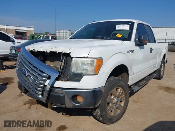✅ 2010 Ford F-150 XL • VIN: 1FTFX1EV9AFA03106 • Lot: 43164726. Listed on IAAI with 325,022 mi. Free auction sales archive from the USA and detailed vehicle history report at DreamBid. Image 2.