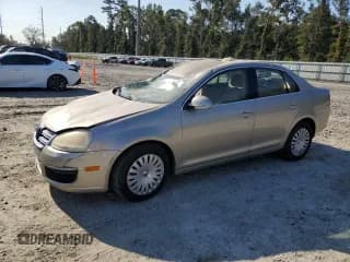 ✅ 2005 Volkswagen Jetta • VIN: 3VWRT71K35M639823 • Lot: 75345094. Listed on Copart with 117,954 mi. Free auction sales archive from the USA and detailed vehicle history report at DreamBid. Image 1.