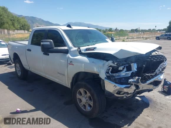 ✅ 2023 Ram 2500 Lone Star • VIN: 3C6UR5DL8PG632850 • Lot: 42876951. Wystawiony na IAAI z przebiegiem 37 184 mil. Bezpłatny archiwum sprzedaży aukcyjnych z USA i szczegółowy raport historii pojazdu na DreamBid. Zdjęcie 1.