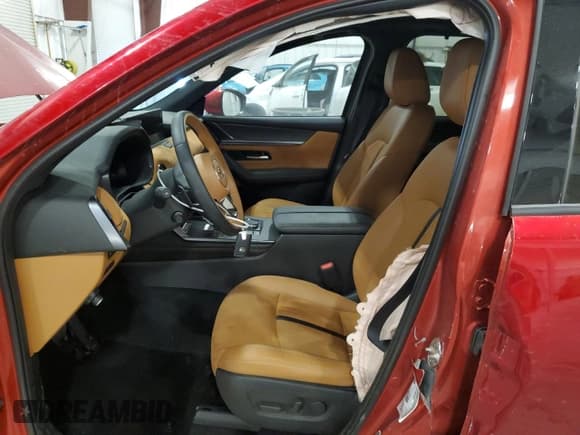 ✅ 2024 Mazda CX-90 S Premium Plus • VIN: JM3KKEHC8R1174489 • Lot: 58063925. Wystawiony na Copart z przebiegiem 4 536 mil. Bezpłatny archiwum sprzedaży aukcyjnych z USA i szczegółowy raport historii pojazdu na DreamBid. Zdjęcie 7.