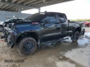 ✅ 2020 Chevrolet Silverado 1500 Custom Trail Boss • VIN: 1GCRYCEF7LZ136253 • Lot: 56342695. Wystawiony na Copart z przebiegiem 146 290 mil. Bezpłatny archiwum sprzedaży aukcyjnych z USA i szczegółowy raport historii pojazdu na DreamBid. Zdjęcie 1.