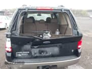 ✅ 2003 Ford Explorer Eddie Bauer • VIN: 1FMDU74W03UB93711 • Лот: 41928384. Опубликован ранее на IAAI с пробегом 187 255 миль. Бесплатный доступ к архиву аукционных продаж из США и подробный отчёт об истории автомобиля на DreamBid. Изображение 6.