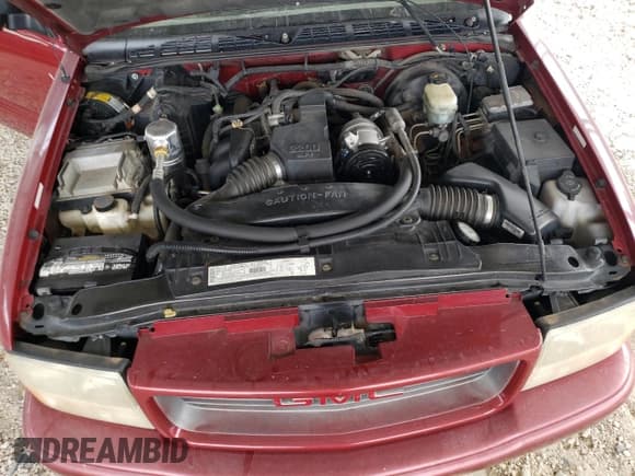 ✅ 2000 GMC Sonoma SLS • VIN: 1GTCS1957Y8254961 • Lot: 84589885. Wystawiony na Copart z przebiegiem 328 547 mil. Bezpłatny archiwum sprzedaży aukcyjnych z USA i szczegółowy raport historii pojazdu na DreamBid. Zdjęcie 11.