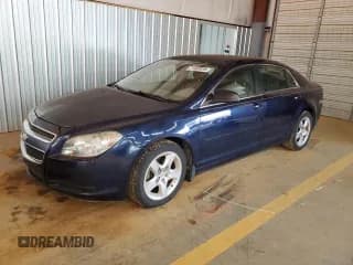 ✅ 2010 Chevrolet Malibu 1LS • VIN: 1G1ZB5EB0A4129884 • Lot: 71997615. Wystawiony na Copart z przebiegiem 183 158 mil. Bezpłatny archiwum sprzedaży aukcyjnych z USA i szczegółowy raport historii pojazdu na DreamBid. Zdjęcie 1.