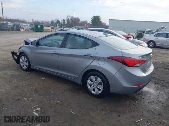 ✅ 2016 Hyundai Elantra SE • VIN: 5NPDH4AE7GH757275 • Лот: 43687538. Опубликован ранее на IAAI с пробегом 145 611 миль. Бесплатный доступ к архиву аукционных продаж из США и подробный отчёт об истории автомобиля на DreamBid. Изображение 3.