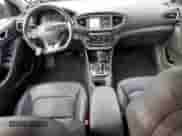 2017 Hyundai Ioniq Limited с VIN KMHC05LC2HU032089, выставлен на аукционе Copart как лот 67104184 с пробегом 205 412 миль миль и Списание • Salvage title. История ставок и продаж доступна на DreamBid. Изображение 8.