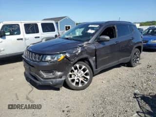2021 Jeep Compass 80th Anniversary с VIN 3C4NJDEB5MT537718, выставлен на аукционе Copart как лот 71274905 с пробегом 47 011 миль миль и Списание • Salvage title. История ставок и продаж доступна на DreamBid. Изображение 1.