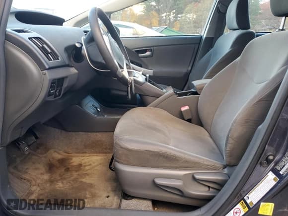 ✅ 2011 Toyota Prius IV • VIN: JTDKN3DU9B0313818 • Lot: 91406855. Listed on Copart with 95,168 mi. Free auction sales archive from the USA and detailed vehicle history report at DreamBid. Image 7.
