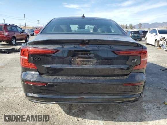 ✅ 2024 Volvo S60 Plus Black Edition • VIN: 7JRH60FH6RG294475 • Lot: 42765555. Listed on Copart with Not provided. Free auction sales archive from the USA and detailed vehicle history report at DreamBid. Image 6.