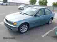 2003 BMW 3 Series 325xi z VIN WBAEU33403PM56017, wystawiony jako IAAI lot #43210522 z przebiegiem 129 583 mil mil oraz . Historia ofert i sprzedaży dostępna na DreamBid. Obrazek 2.