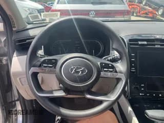 ✅ 2024 Hyundai Tucson SEL • VIN: 5NMJBCDE6RH388564 • Lot: 42939647. Wystawiony na IAAI z przebiegiem 25 467 mil. Bezpłatny archiwum sprzedaży aukcyjnych z USA i szczegółowy raport historii pojazdu na DreamBid. Zdjęcie 1.