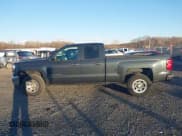 ✅ 2017 Chevrolet Silverado 1500 LS • VIN: 1GCRCNEH8HZ352776 • Lot: 43606422. Listed on IAAI with 284,385 mi. Free auction sales archive from the USA and detailed vehicle history report at DreamBid. Image 14.