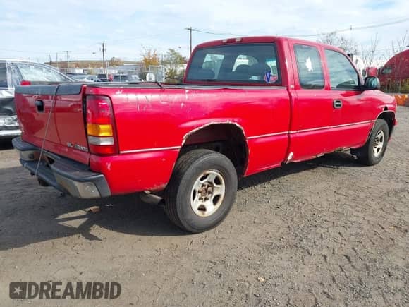 ✅ 2000 Chevrolet Silverado 1500 LS • VIN: 2GCEK19V7Y1212625 • Lot: 43598744. Wystawiony na IAAI z przebiegiem 217 710 mil mil. Skorzystaj z bezpłatnego archiwum sprzedaży aukcyjnych z USA i zobacz szczegółowy raport historii pojazdu na DreamBid. Zdjęcie 4.