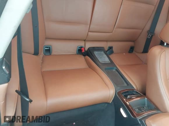 ✅ 2011 BMW 3 Series 335i xDrive • VIN: WBAKF9C54BE619741 • Lot: 41561412. Listed on IAAI with 118,813 mi. Free auction sales archive from the USA and detailed vehicle history report at DreamBid. Image 8.