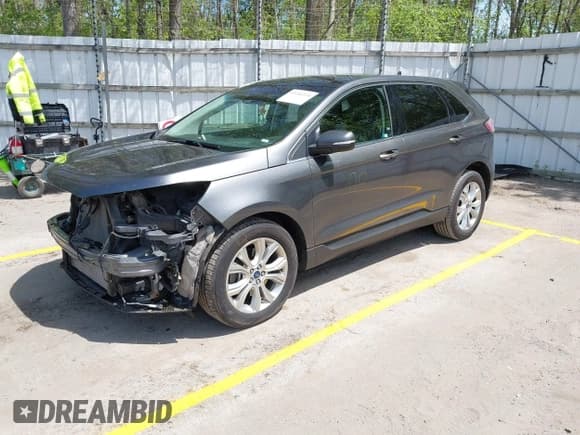 ✅ 2020 Ford Edge Titanium • VIN: 2FMPK4K96LBA56972 • Lot: 42246224. Wystawiony na IAAI z przebiegiem 109 463 mil. Bezpłatny archiwum sprzedaży aukcyjnych z USA i szczegółowy raport historii pojazdu na DreamBid. Zdjęcie 18.