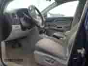 2008 Saturn VUE XE z VIN 3GSCL33PX8S666483, wystawiony jako Copart lot #86772504 z przebiegiem 85 292 mil mil oraz Czysty tytuł • Clean title. Historia ofert i sprzedaży dostępna na DreamBid. Obrazek 7.