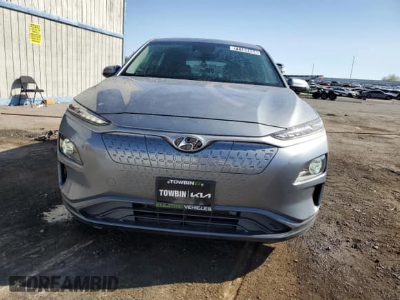 ✅ 2020 Hyundai Kona Limited • VIN: KM8K33AG3LU068735 • Лот: 71104464. Опубликован ранее на Copart с пробегом 28 253 миль. Бесплатный доступ к архиву аукционных продаж из США и подробный отчёт об истории автомобиля на DreamBid. Изображение 5.