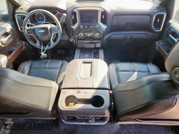 ✅ 2020 Chevrolet Silverado 2500HD High Country • VIN: 1GC4YRE75LF139904 • Лот: 91202735. Опубликован ранее на Copart с пробегом 161 033 миль. Бесплатный доступ к архиву аукционных продаж из США и подробный отчёт об истории автомобиля на DreamBid. Изображение 8.