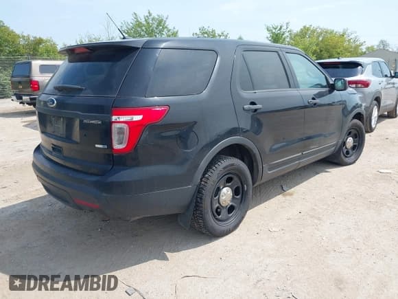 ✅ 2015 Ford Police Interceptor Utility • VIN: 1FM5K8AR9FGC68312 • Лот: 42858056. Опубликован ранее на IAAI с пробегом 144 504 миль. Бесплатный доступ к архиву аукционных продаж из США и подробный отчёт об истории автомобиля на DreamBid. Изображение 4.