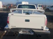 ✅ 1997 Chevrolet Silverado 1500 • VIN: 2GBEC19R2V1116045 • Lot: 43708087. Wystawiony na IAAI z przebiegiem 176 084 mil. Bezpłatny archiwum sprzedaży aukcyjnych z USA i szczegółowy raport historii pojazdu na DreamBid. Zdjęcie 6.