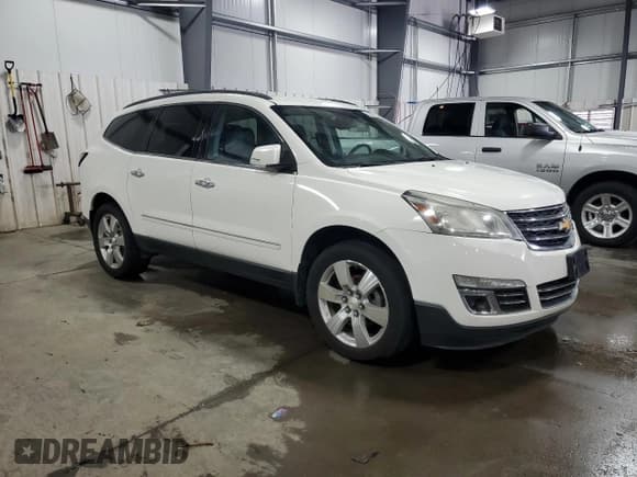 ✅ 2015 Chevrolet Traverse LTZ • VIN: 1GNKVJKD8FJ225261 • Lot: 62008235. Wystawiony na Copart z przebiegiem 199 244 mil. Bezpłatny archiwum sprzedaży aukcyjnych z USA i szczegółowy raport historii pojazdu na DreamBid. Zdjęcie 4.