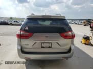 ✅ 2018 Toyota Sienna XLE Auto Access Seat • VIN: 5TDYZ3DC2JS939132 • Lot: 81111245. Listed on Copart with 102,220 mi. Free auction sales archive from the USA and detailed vehicle history report at DreamBid. Image 6.