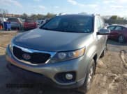 ✅ 2011 Kia Sorento LX • VIN: 5XYKTCA13BG128674 • Lot: 43719430. Listed on IAAI with 172,469 mi. Free auction sales archive from the USA and detailed vehicle history report at DreamBid. Image 6.