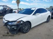 ✅ 2023 Lexus ES 300h • VIN: 58ADA1C15PU029297 • Lot: 43283255. Listed on IAAI with 30,374 mi. Free auction sales archive from the USA and detailed vehicle history report at DreamBid. Image 2.