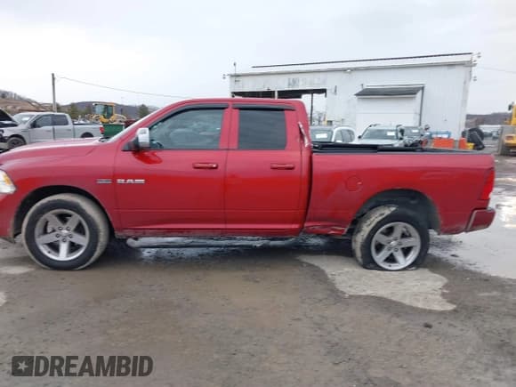 ✅ 2010 Dodge 1500 TRX • VIN: 1D7RV1GT3AS243814 • Lot: 41650041. Wystawiony na IAAI z przebiegiem 170 512 mil. Bezpłatny archiwum sprzedaży aukcyjnych z USA i szczegółowy raport historii pojazdu na DreamBid. Zdjęcie 14.