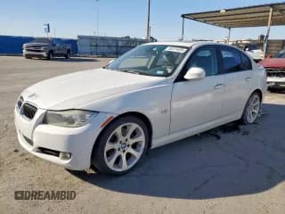 ✅ 2011 BMW 3 Series 328i • VIN: WBAPH5G51BNM73737 • Lot: 92074495. Wystawiony na Copart z przebiegiem 177 871 mil. Bezpłatny archiwum sprzedaży aukcyjnych z USA i szczegółowy raport historii pojazdu na DreamBid. Zdjęcie 1.