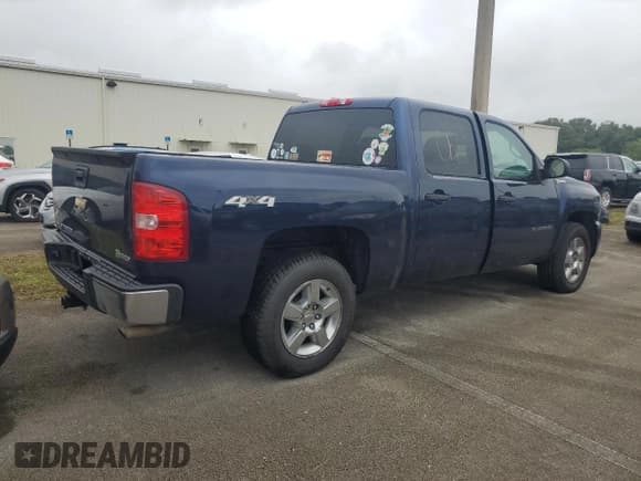 ✅ 2011 Chevrolet Silverado 1500 1HY • VIN: 3GCUKUEJ5BG307148 • Lot: 74813224. Listed on Copart with Not provided. Free auction sales archive from the USA and detailed vehicle history report at DreamBid. Image 3.