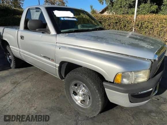 2001 Dodge 1500 Work Special с VIN 1B7HC16X31S300688, выставлен на аукционе Copart как лот 43483805 с пробегом 245 522 миль миль и Чистый • Clean title. История ставок и продаж доступна на DreamBid. Изображение 1.