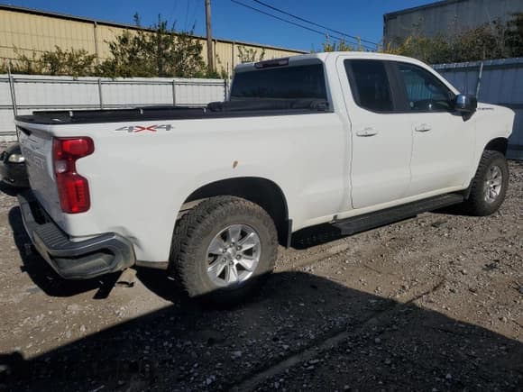 ✅ 2019 Chevrolet Silverado 1500 LT • VIN: 1GCRYDEK5KZ419378 • Lot: 67914784. Wystawiony na Copart z przebiegiem 69 191 mil. Bezpłatny archiwum sprzedaży aukcyjnych z USA i szczegółowy raport historii pojazdu na DreamBid. Zdjęcie 3.