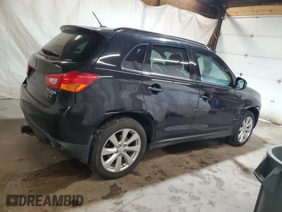 ✅ 2015 Mitsubishi Outlander GT • VIN: 4A4AR4AW8FE050072 • Lot: 68150065. Listed on Copart with 52,363 mi. Free auction sales archive from the USA and detailed vehicle history report at DreamBid. Image 3.