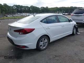 2020 Hyundai Elantra SEL z VIN 5NPD84LF1LH632322, wystawiony jako IAAI lot #43343843 z przebiegiem 93 751 mil mil oraz . Historia ofert i sprzedaży dostępna na DreamBid. Obrazek 4.