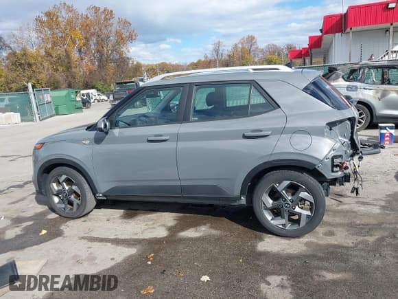 ✅ 2022 Hyundai Venue Limited • VIN: KMHRC8A31NU136929 • Lot: 43659120. Listed on IAAI with 48,131 mi. Free auction sales archive from the USA and detailed vehicle history report at DreamBid. Image 15.